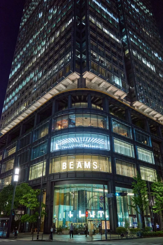 東京駅の夜景は、まるで宝石箱