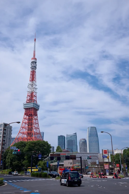 久しぶりの東京タワーを下から見上げてきた