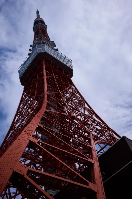 久しぶりの東京タワーを下から見上げてきた