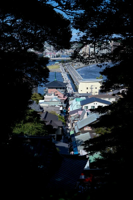 江の島随一の絶景ポイントとシーキャンドル