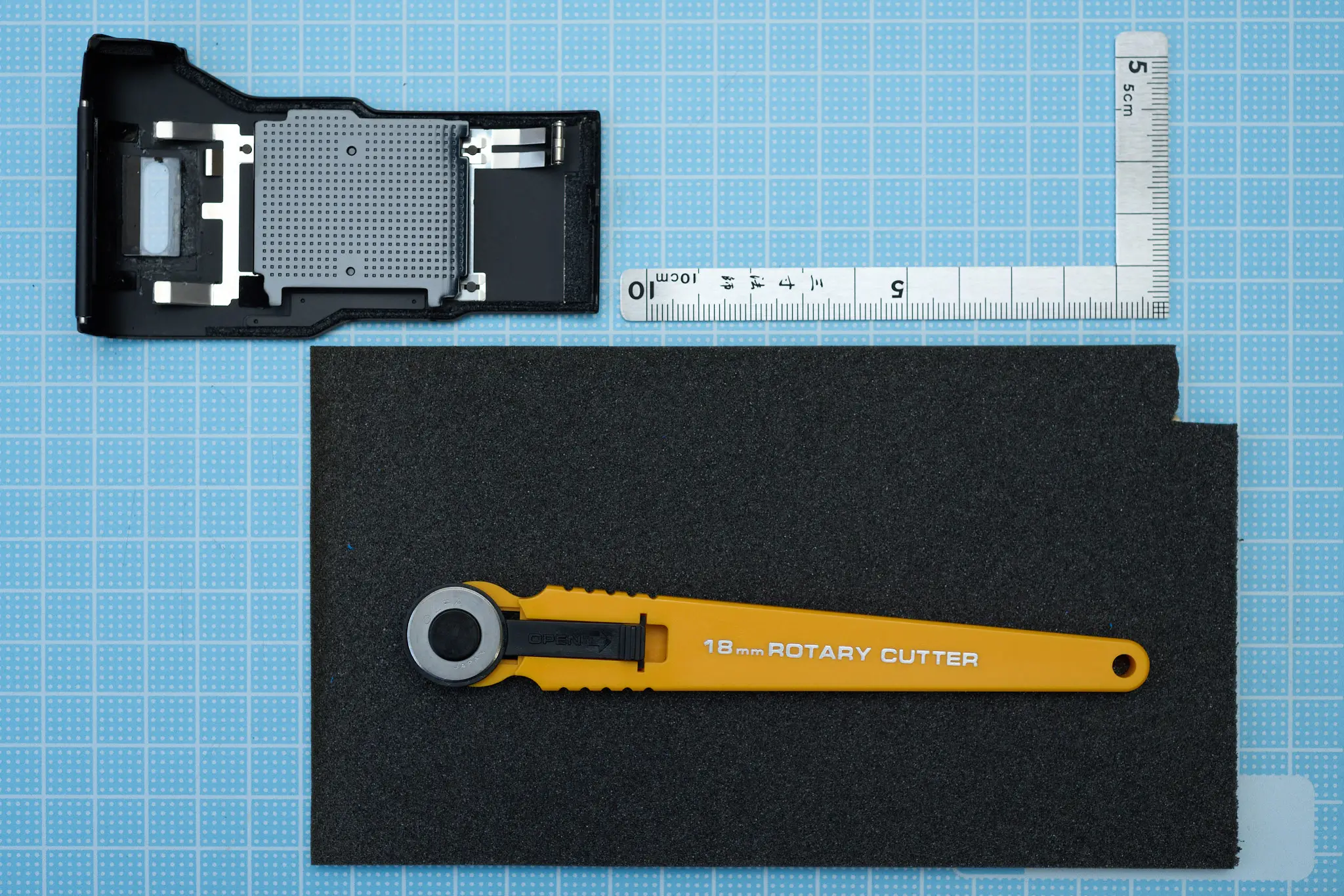 MINOLTA TC-1の光線漏れをモルト交換で直してみる