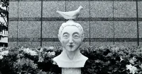 毎回思うんだけど、このオブジェってなんだろう？