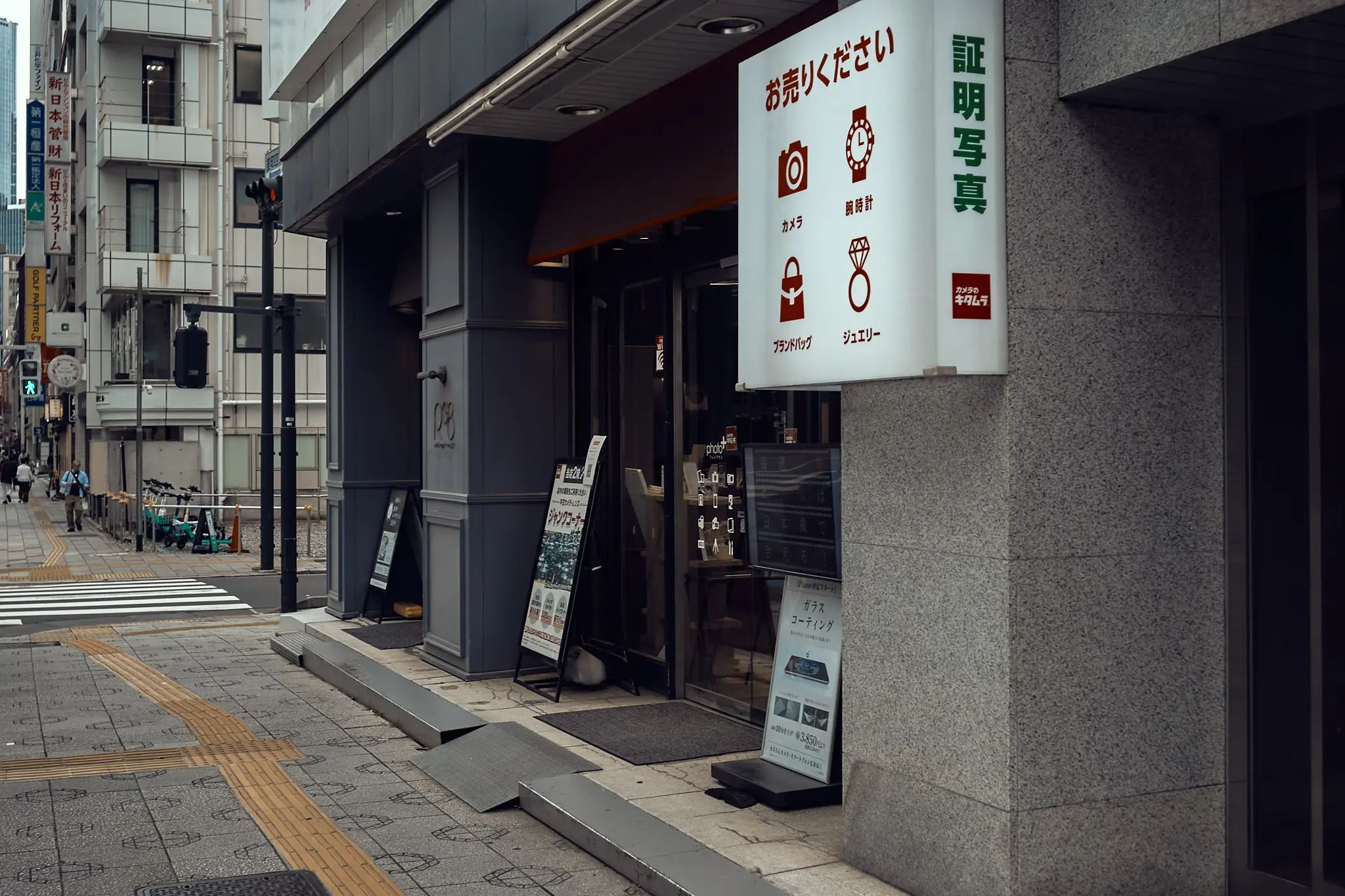 EPSON R-D1x + ZEISS Biogon T* 2.8/28 ZM